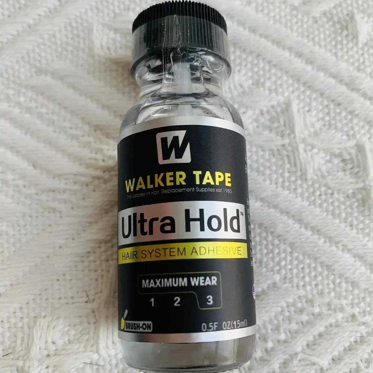 

Ultra Hold Hair Adhesive Glue Adhesive for Lace Wigs & Toupees by Walker Tape Lace Wig/Toupee Soft-bond Adhesive Glue