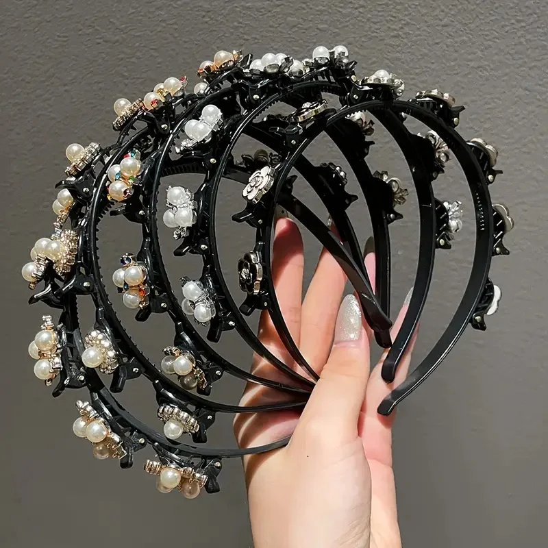 Lazy multi-layer braided hair with pearl rhinestone butterfly headband, bangs, hairpins, toothed headband, female