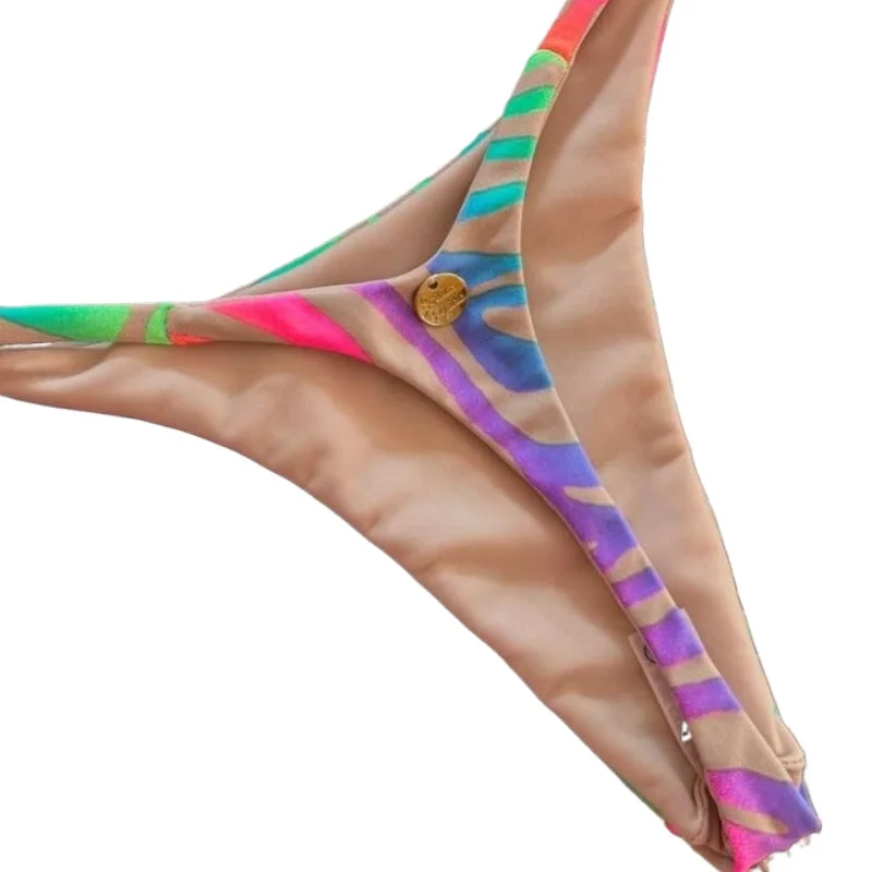 

Новинка 2026: Модный женский раздельный купальник-бикини с принтом в европейском и американском стиле, свежий, сексуальный, прочный