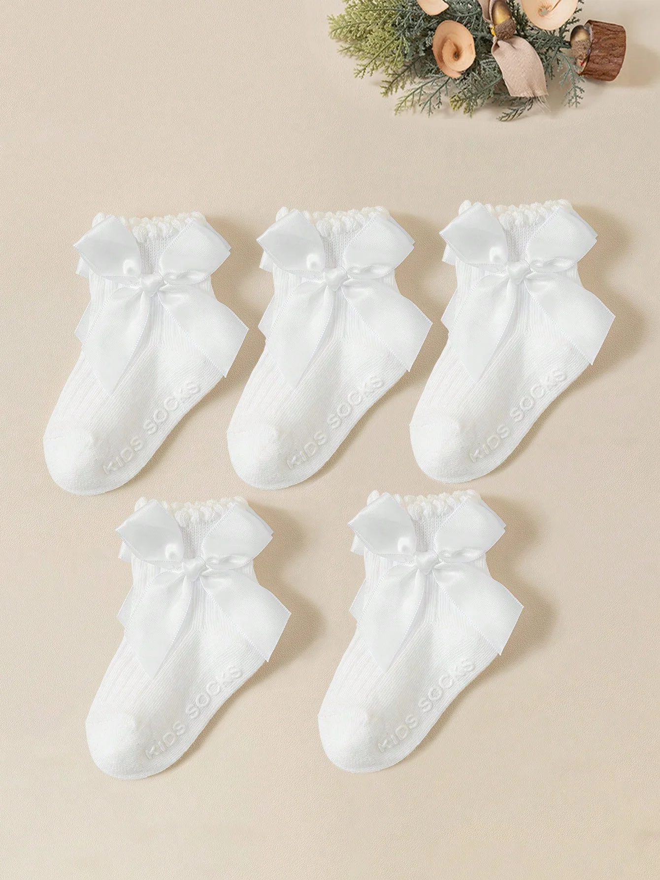 5 Pairs of Baby Girls' White Bubble-Edge Short Socks with Bowknot Decorations, Soft and Adorable Ankle Socks for Baby's Daily Wear