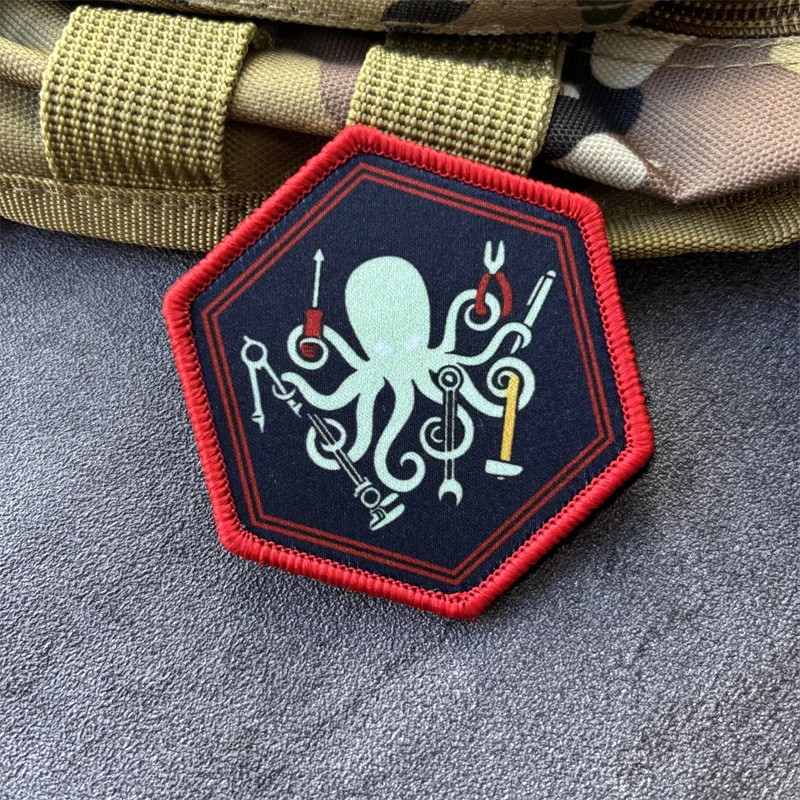 Parche táctico pulpo garras con MOLLE velcro para ropa y mochilas