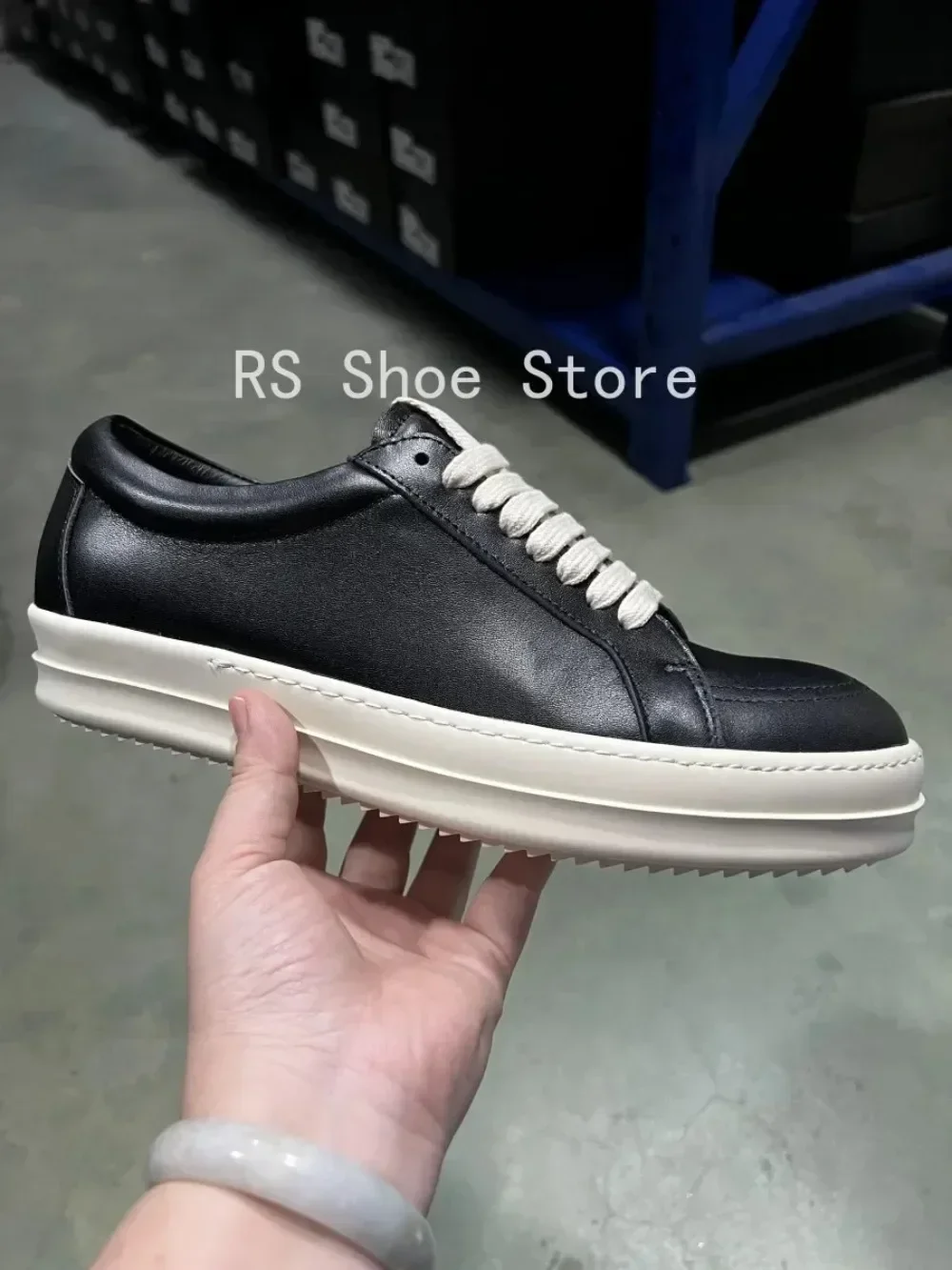 

Ro Outdoor Low Top Shoes Black Leather Sneaker Design Men Shoe Cow Suede Luxury Lace Up Women Casual Sneakers