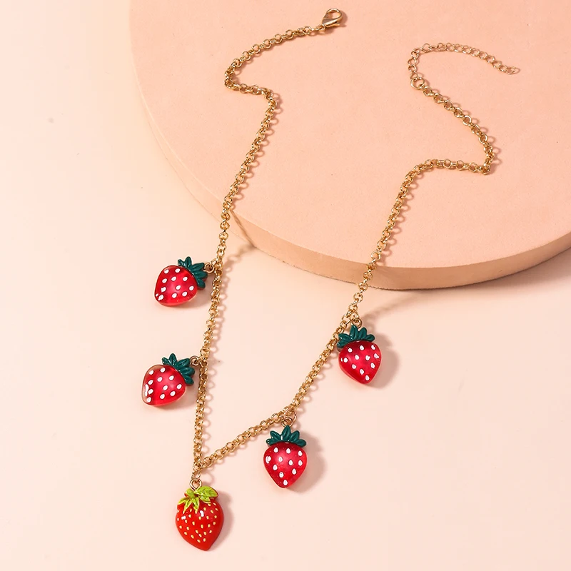 Mode Erdbeere Anhänger Halskette für Frauen Einfache Kette Obst Halskette Mädchen Party Urlaub Schmuck Geschenke – Detail 4