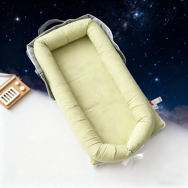 

2026 New Backpack Style Baby Crib Adjustable Travel Baby Beds Lightweight Portable Soft Baby Nest Bed