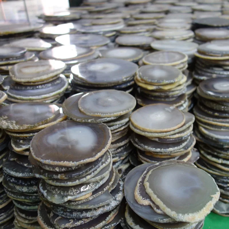 

A Batch of Agate Slices Pressed Goods Can Be Processed at a Low Price as Agate Ornaments Rough Stone Coaster Jade Coaster Painti