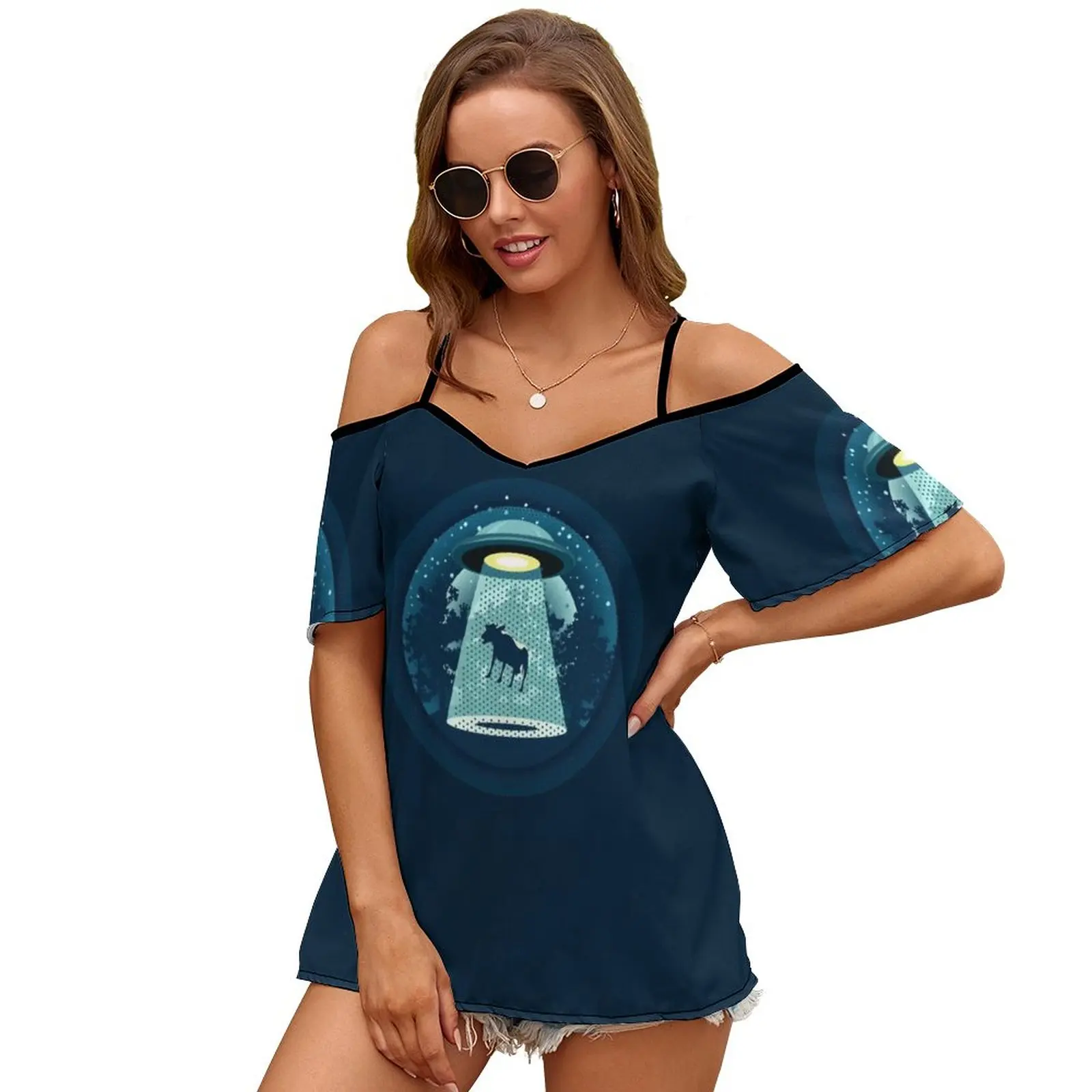 Beware Ufo Print O-Neck Off-The-Shoulder Top Short-Sleeved T-Shirt Ladies Streetwear Vector Retro Silhouette Cartoon Technology