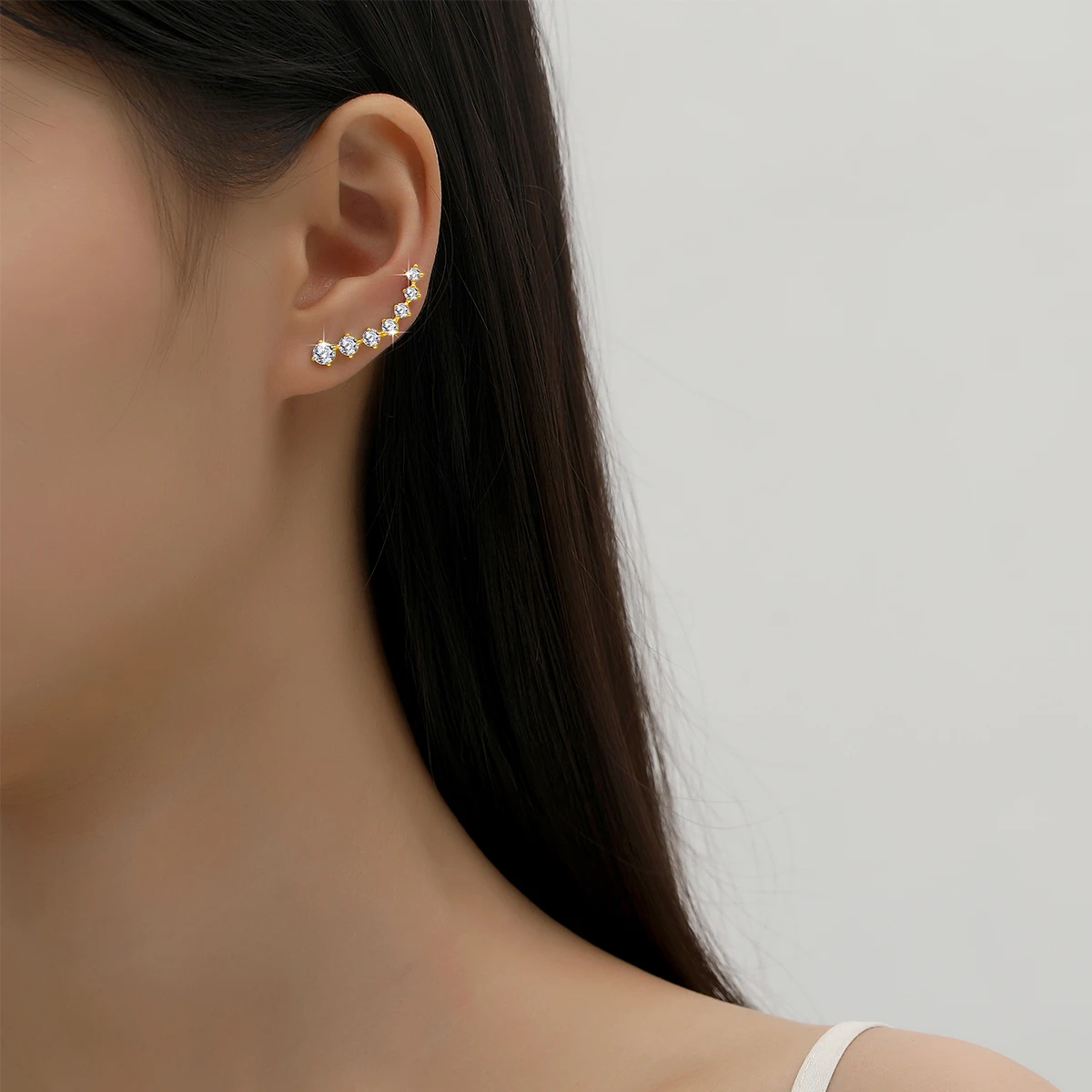 

7Stone Moissanite Ear Clip Stud Earrings Women Ear Piercing 925 Silver Simple Fashion Personality Girl Party Body Jewelry