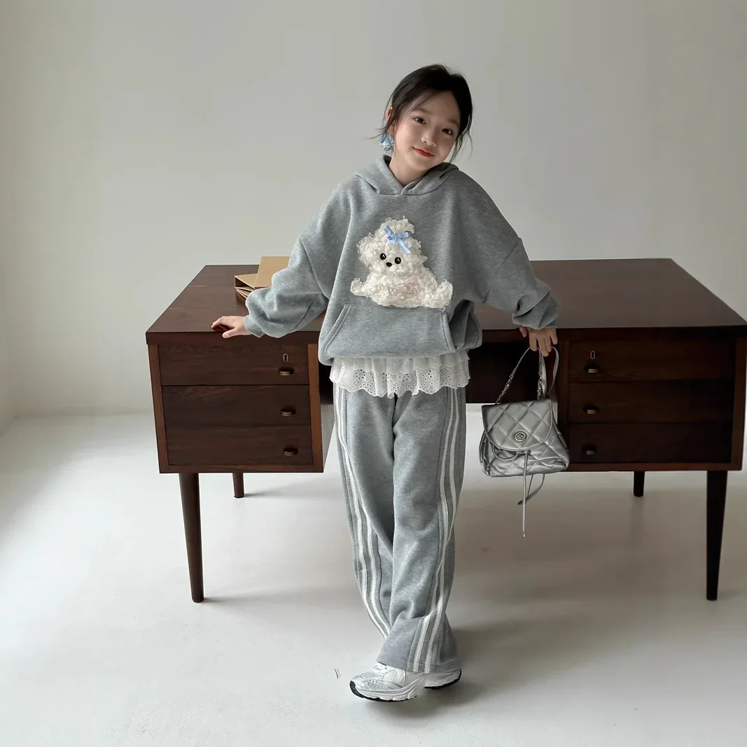 Children's clothing 2024 winter edition composite  velvet cute teddy bear three-dimensional knitted hooded sweatshirt set