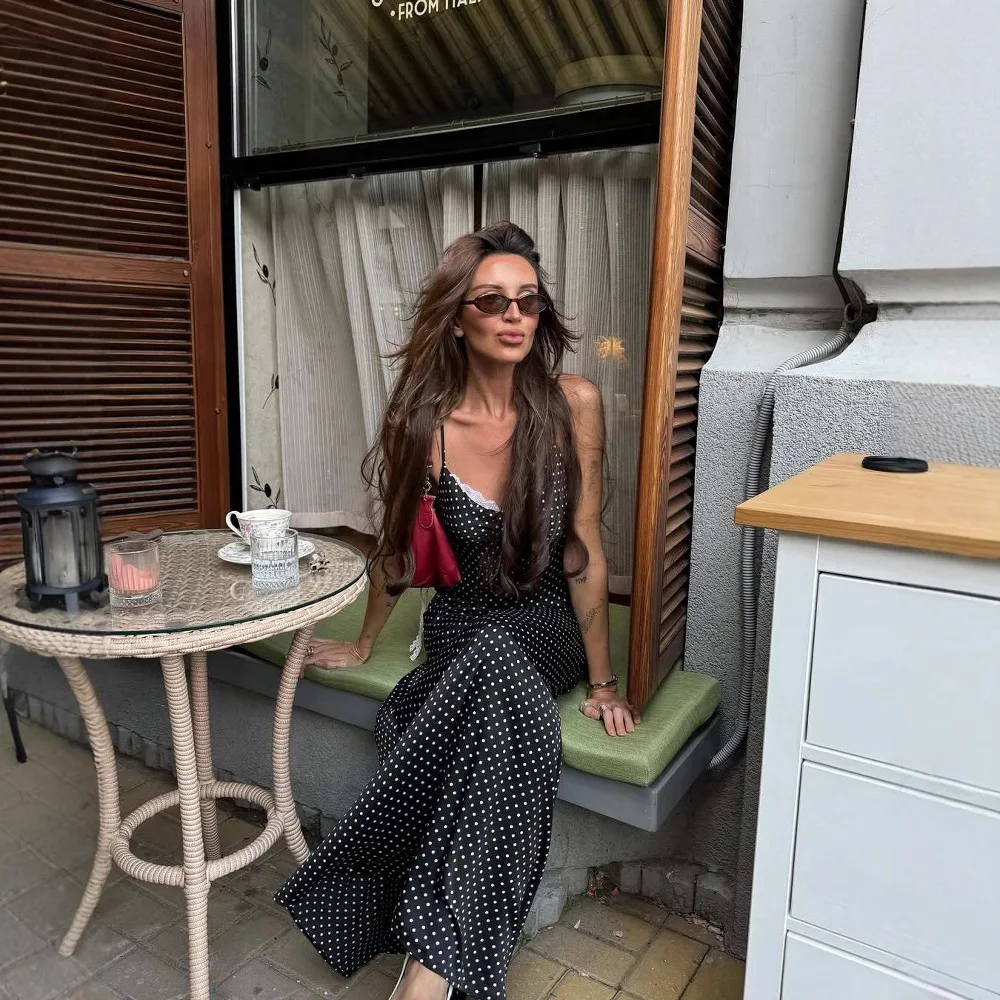 Vestido camisola largo sexy de lunares con estilo de vacaciones elegante para mujer, nuevo modelo para 2025.