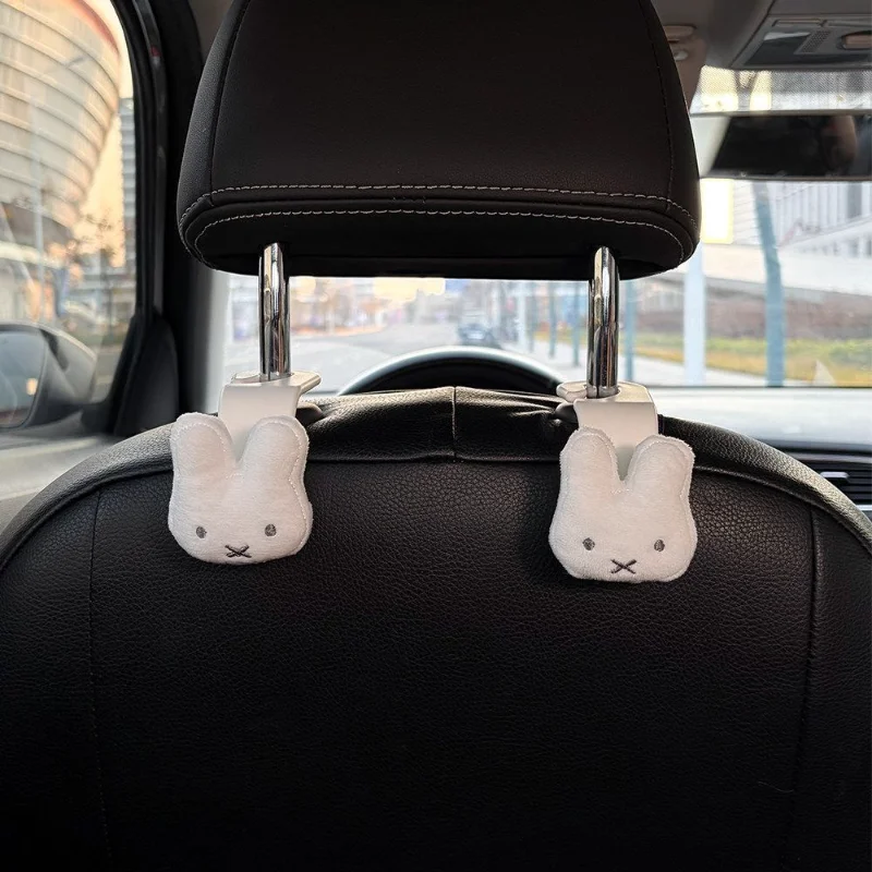 2 Stück Miffy Kaninchen Cartoon Niedlicher Autohaken Multifunktionaler Rückenlehnen-Aufbewahrungshaken für Auto Dekoration – Detail 3