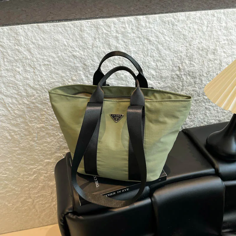 

Большая сумка в корейском стиле 2025 — женская просторная сумка через плечо, легкая сумка для покупок, рабочая сумка премиум-класса, повседневная сумка через плечо