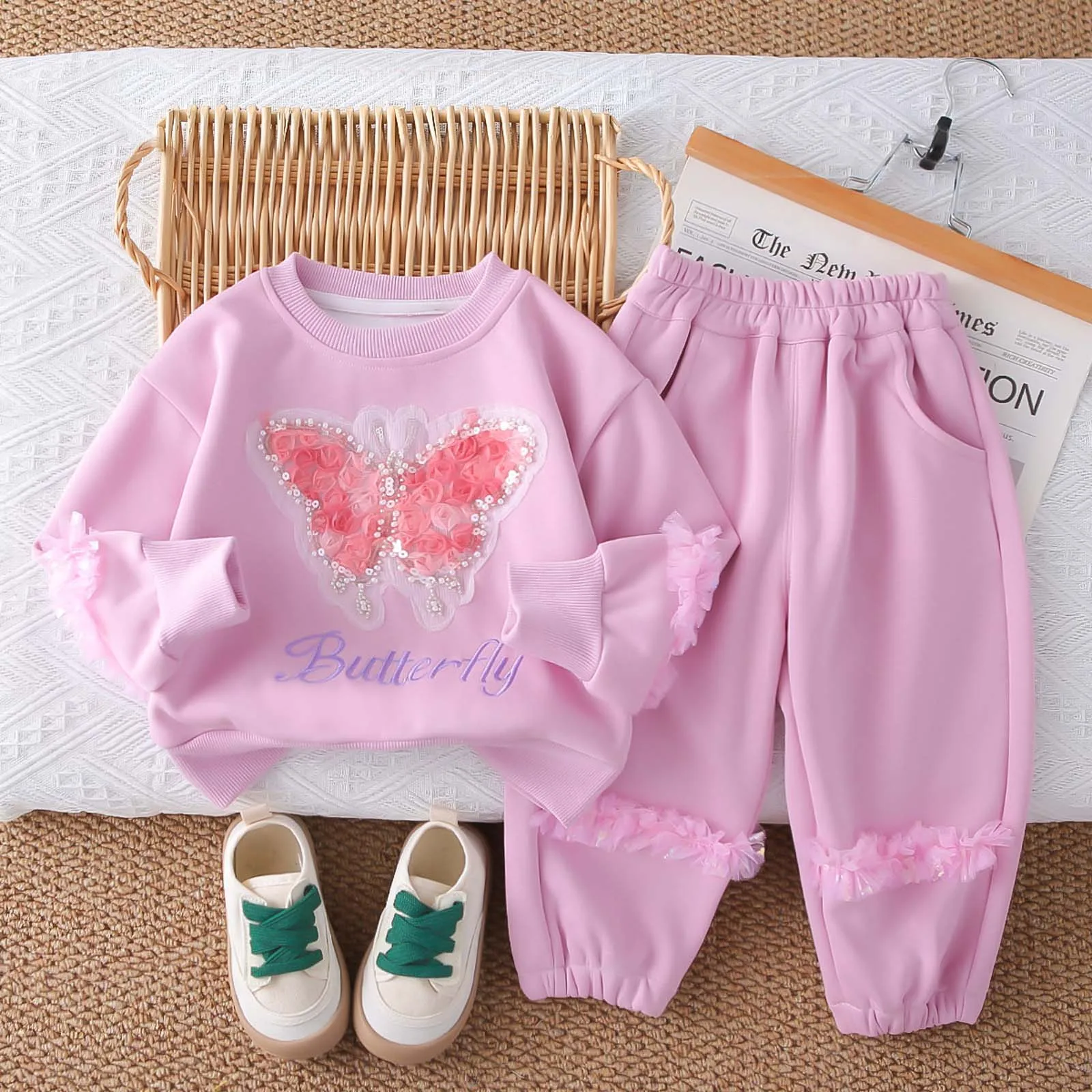 

Toddler Baby Girls Spring Fall Clothes Cute Ruffles Outfits Casual Long Sleeve Butterfly Flower Pullover Sweatshirt with Pants