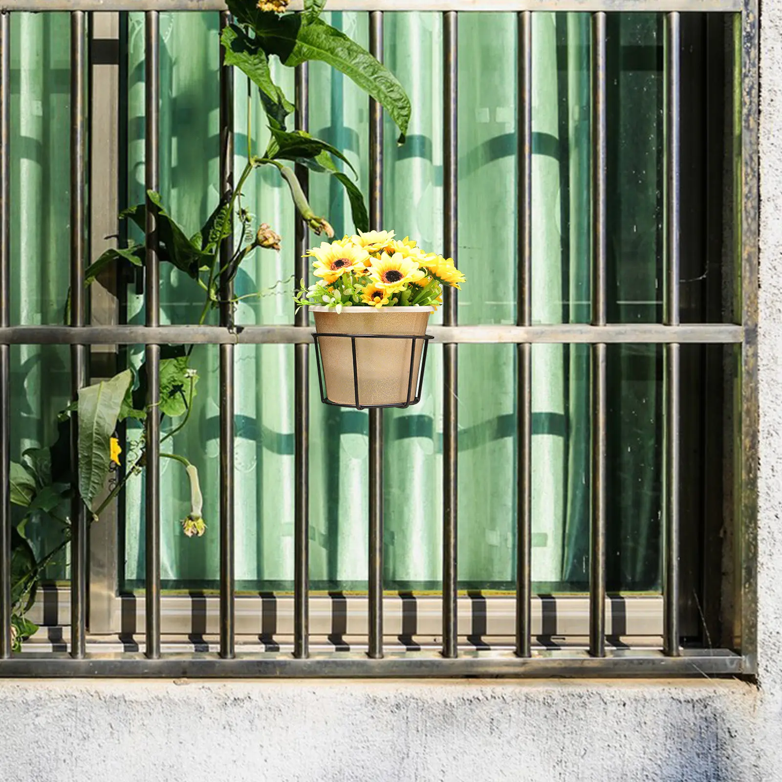 3Pcs Round Flower Stand Rustproof Metal Hanging Planter Pot for Window Sill Garden Decoration Indoor Outdoor Use