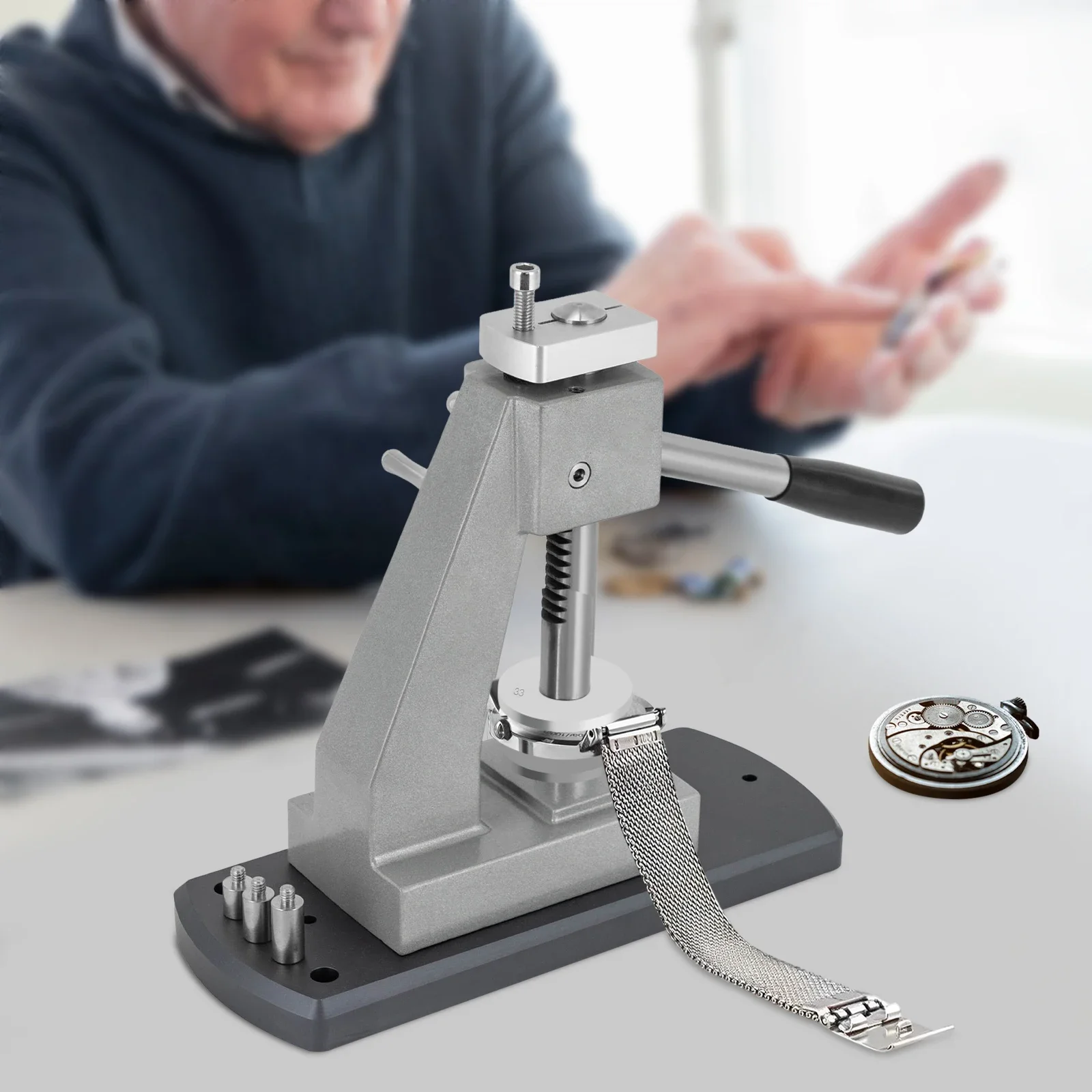 

Набор инструментов для прессования часов, набор инструментов часовщика для прессования задних крышек часов, установки стекол и кристаллов, с 25 насадками, закаточная машина