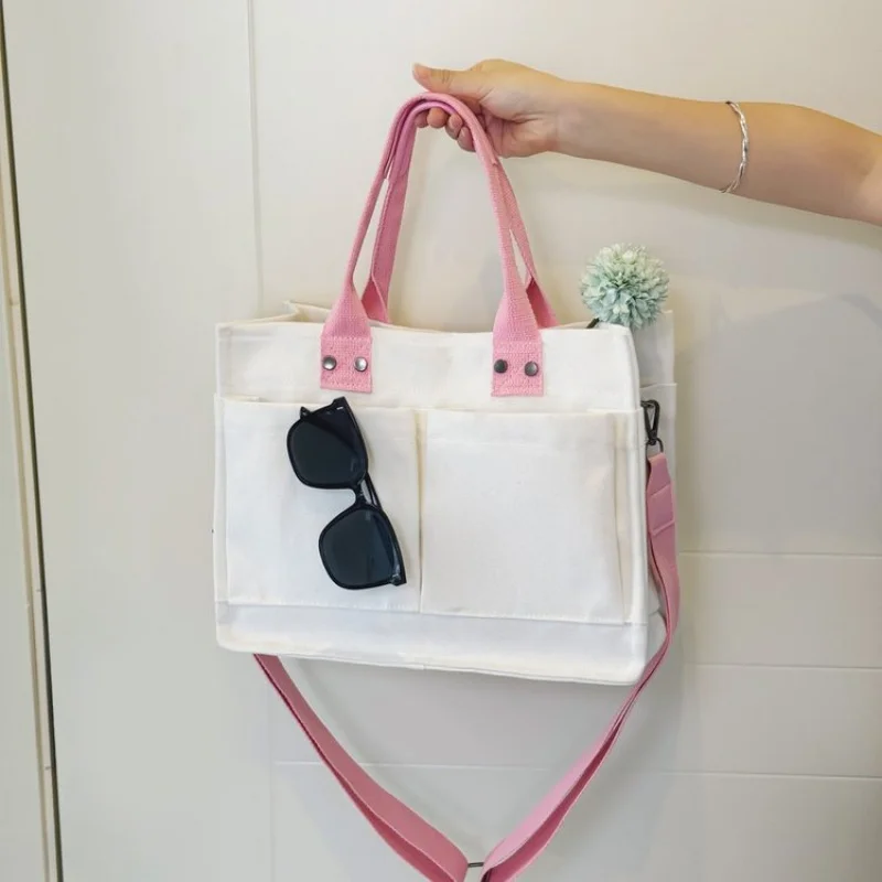 

Minimalist High-End Clutch Bag With Unique Design And Trendy Leather Perfect For Business And Commuter