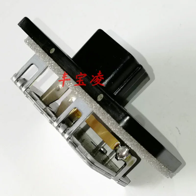 For Toyota Land Cruiser 4500/4700 LC100 Air Conditioner Heater Blower Warmer Adjusting Resistor