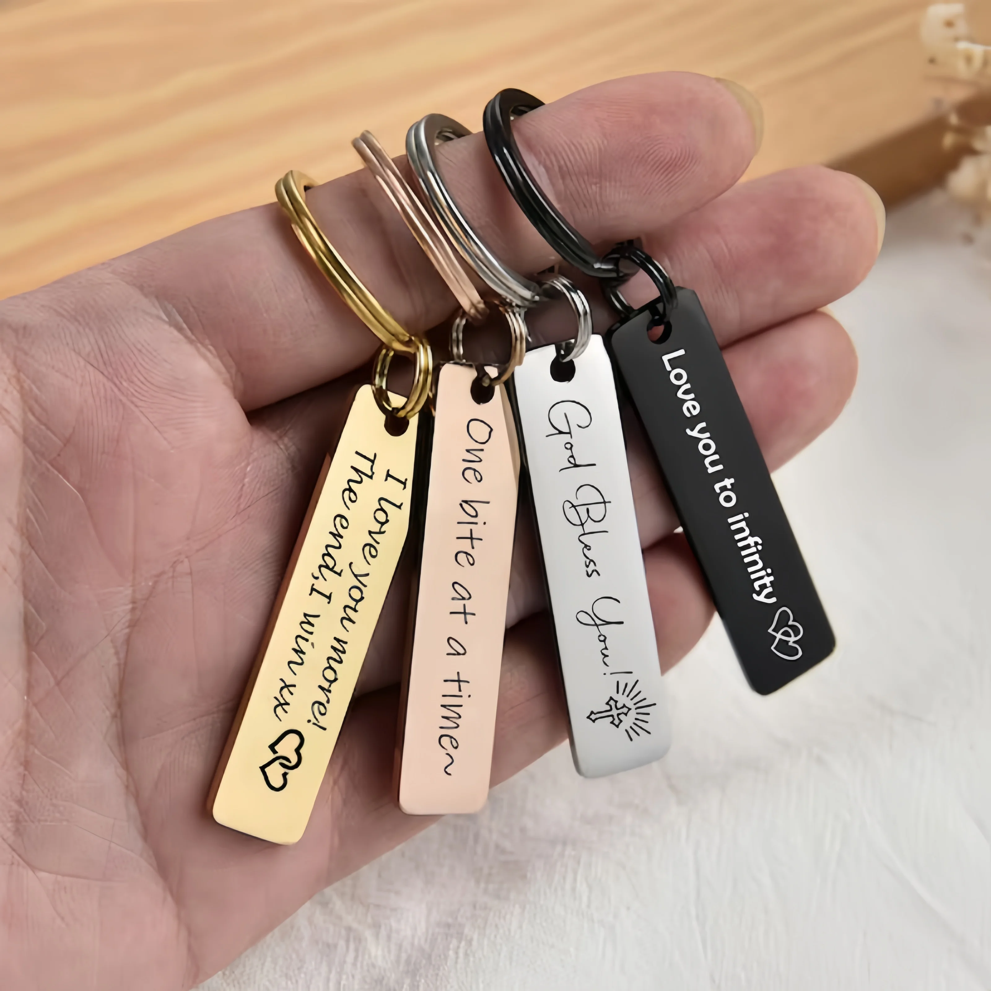 

Personalized Square Name Customized Keychain Laser Engraving Fashionable Stainless Steel Keychain Designer Jewelry Gifts