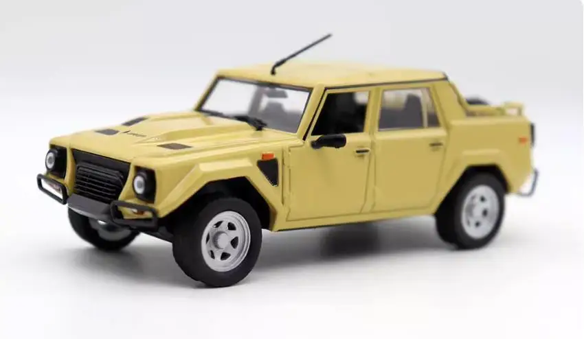 

Limited Edition 1/43 New Arrival Special Price Diecast Metal 1986 Italian LM002 Off-road Car Model Furniture Display Toys