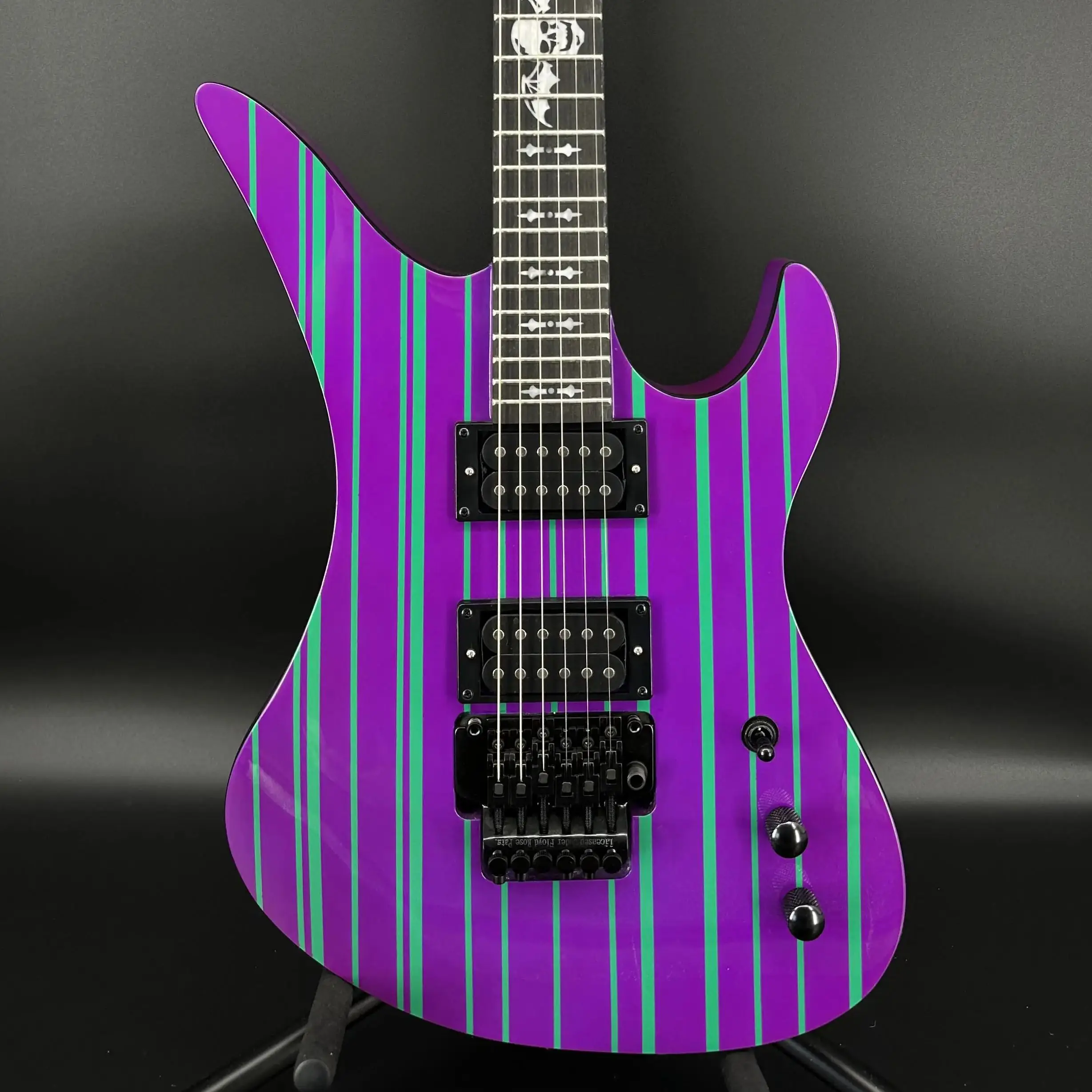 Alles über die Schete Electric Guitar HH Purple Headstock 24-Fret