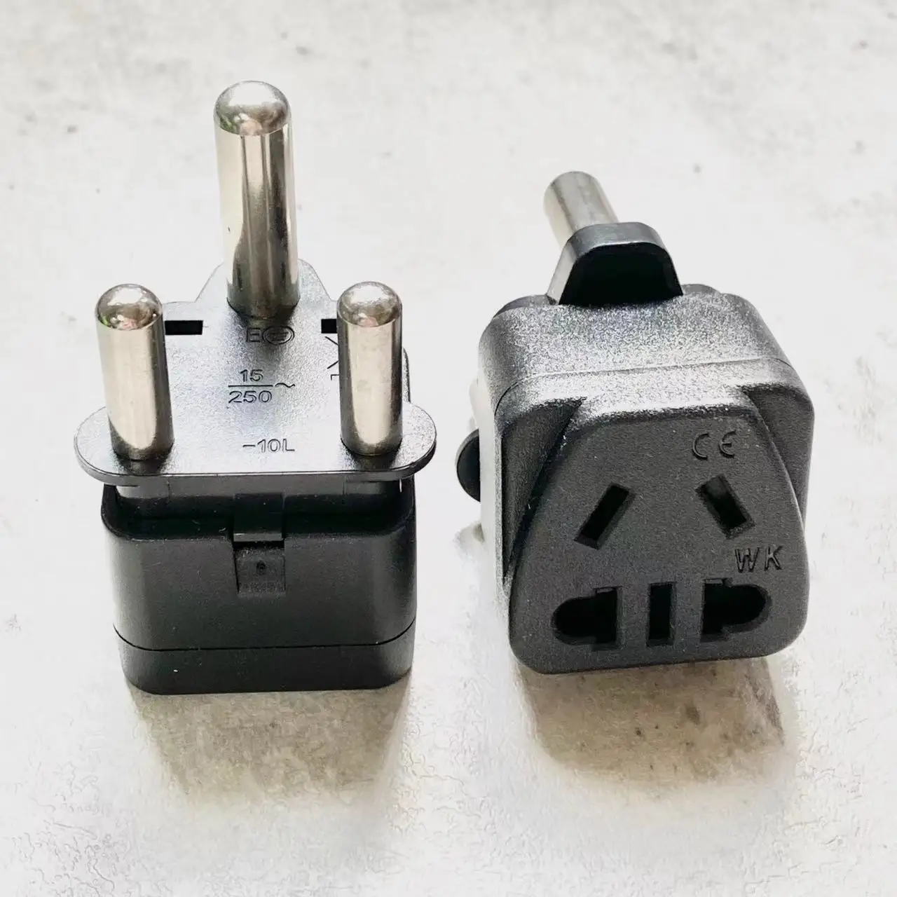 Universal Travel plug to UK,US,EU,small South Africa plug,AC power outlet,adapter,Nepal,India,Sri Lanka Big South Africa 15A