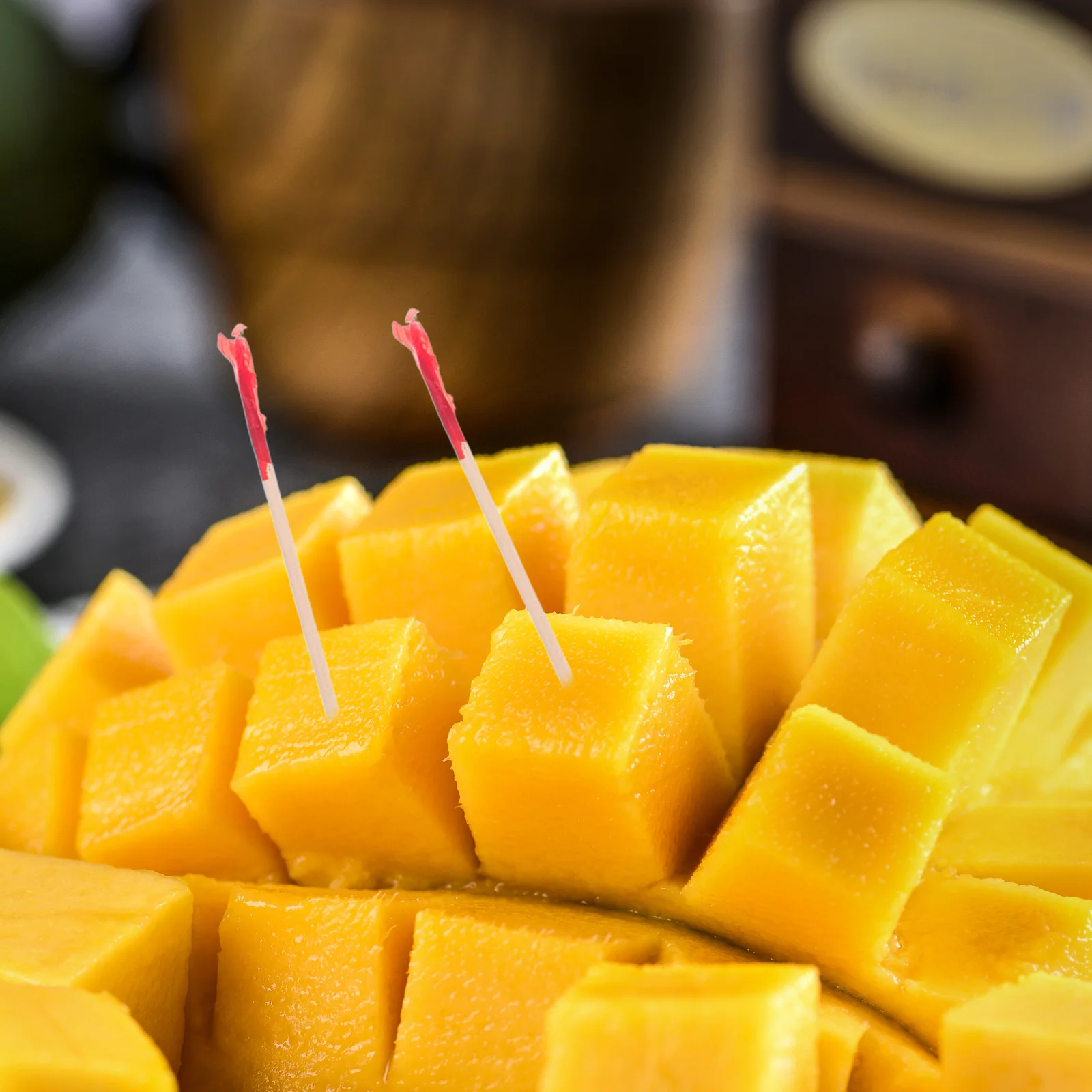 

2400Pcs Disposable Cocktail Picks Frill Toothpicks Wooden Fruit Sticks Party Supplies Appetizers Snack Toothpicks