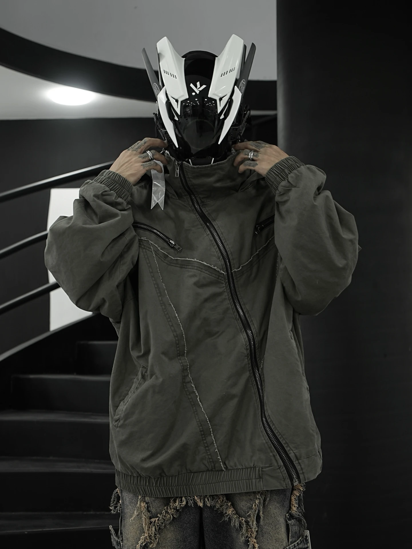 

Irregular Design Functional Cotton-Padded Clothes Stitching Oblique Placket Jacket High Street Loose Turtleneck Tooling