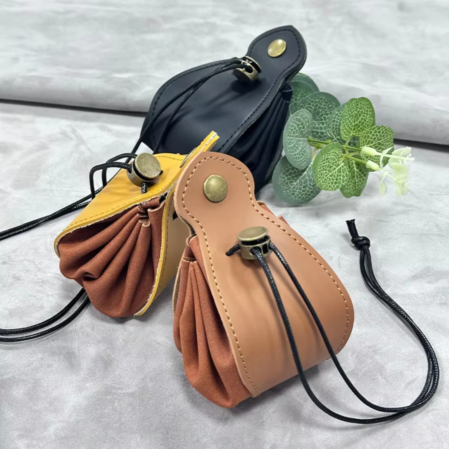 

Wholesale Portable Drawstring Role Playing Game Dice Pouch PU Leather Dice Box Storage Case For