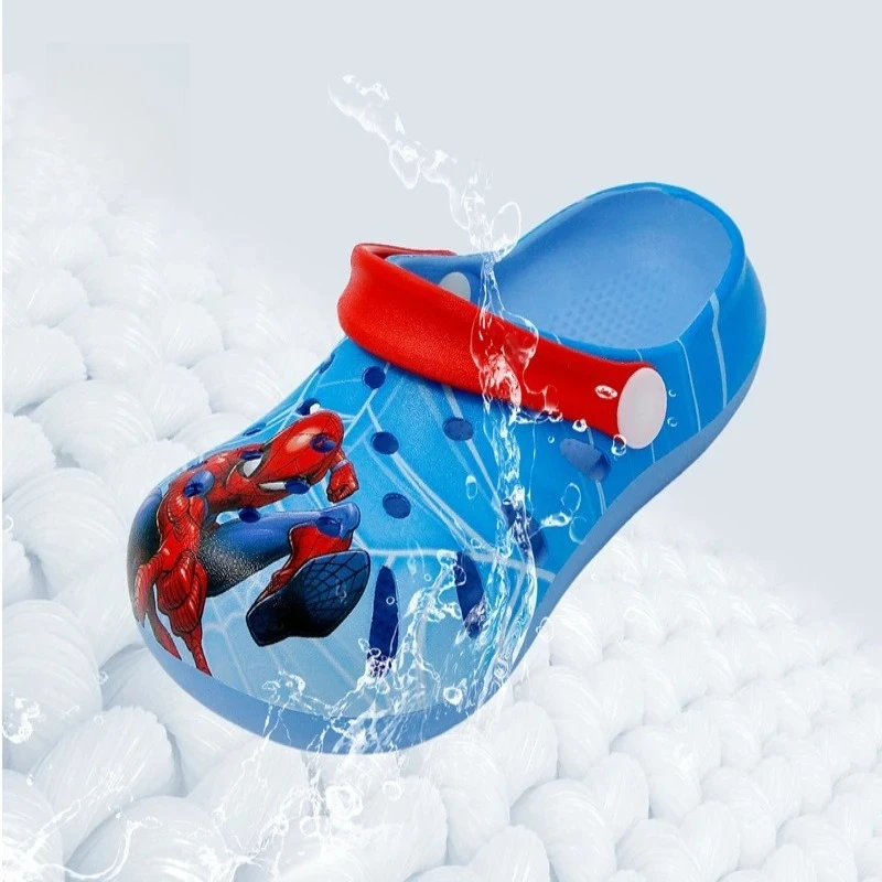 2025 Zoccoli Disney Spider-Man, scarpe da acqua ad asciugatura rapida per sandali da esterno antiscivolo per ragazzi