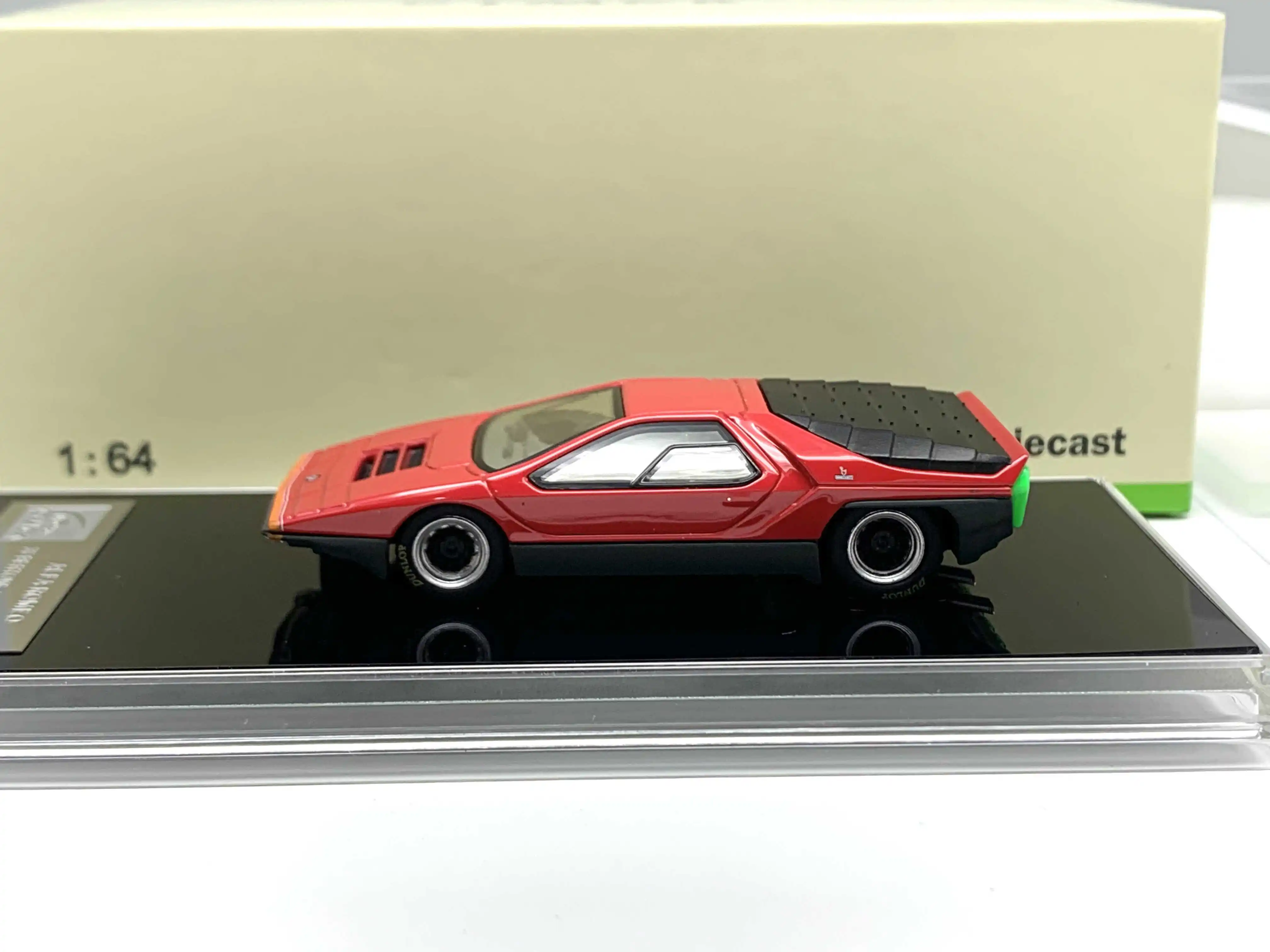 

Масштабная модель автомобиля 1:64 ALFA ROMEO 33 BERTONE CARABO 1968 из сплава, коллекционная, игрушечная, для детей
