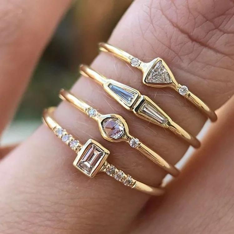 4 pcs/set Geometric Gold Color Combination Round Zircon Crystal Rings Set  for Women Engagement Party Wedding Rings Hand Jewelry