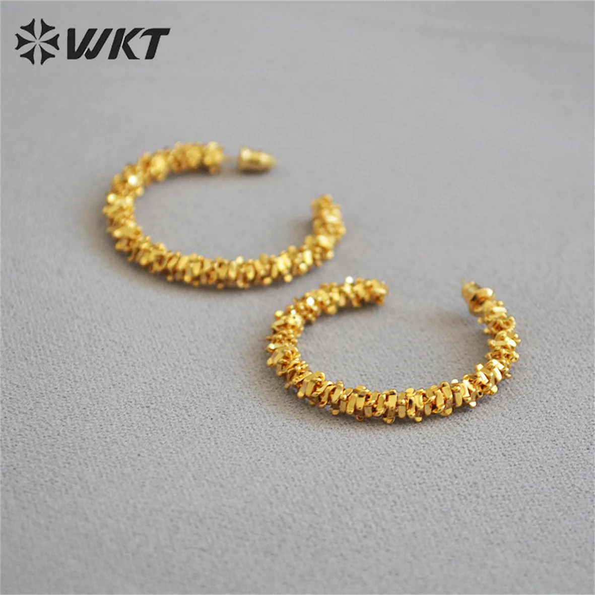 WT-E716  WKT new arrival Retro earrings semicircularbraided brass gilded Beautiful earrings Letter c earrings trend jewelry INS