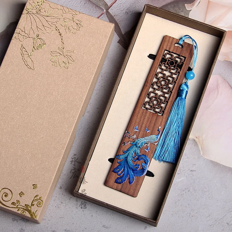 Vintage Wooden Painted Bookmarks Peacock Hollowed Out Bookmarks Reading Books Pagination Marks Teacher Stationery Supplies Gifts