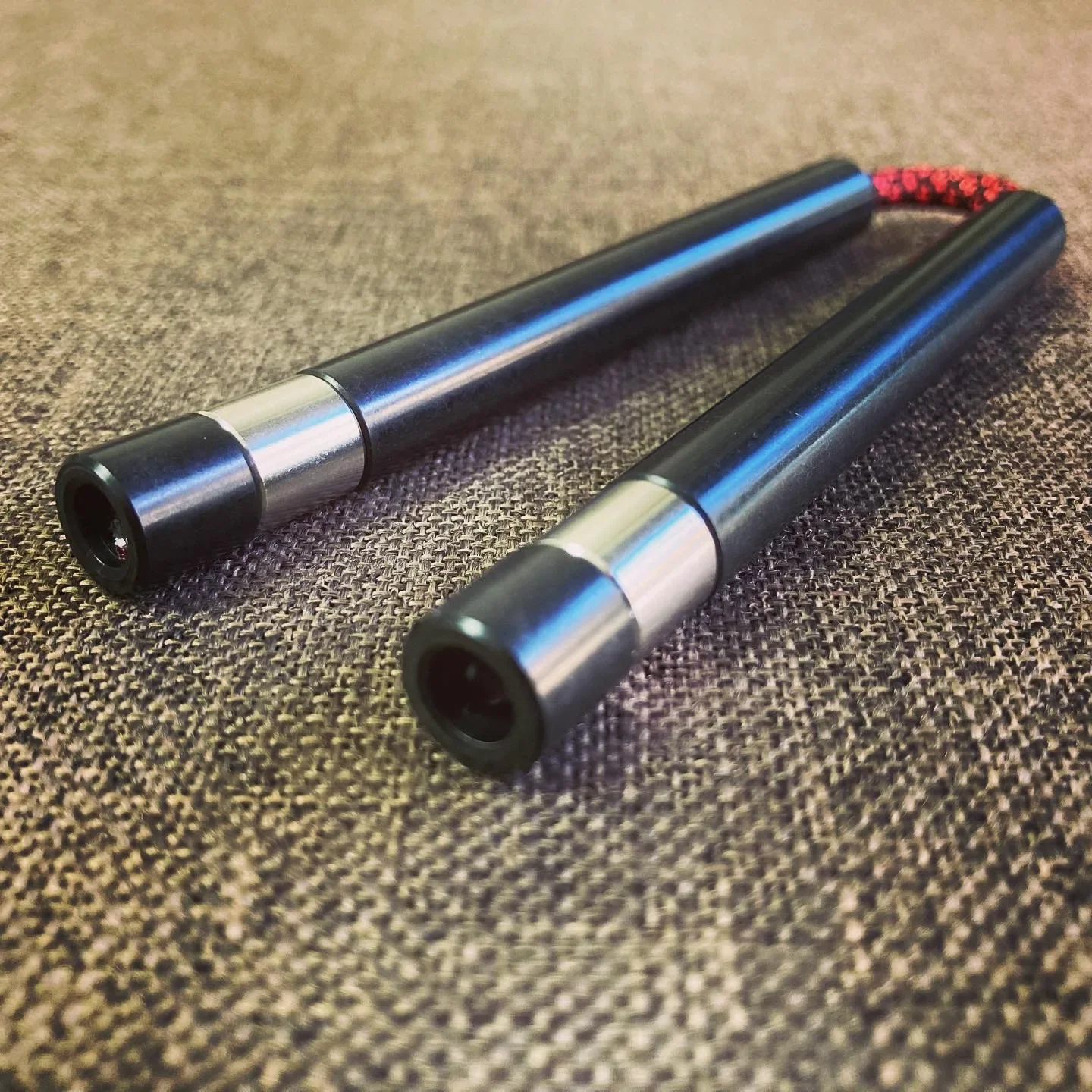 1PC MINI EDC Pocket Fingertip Nunchaku Decompression Toy anti-stress fidget tools outdoor multifunction tools