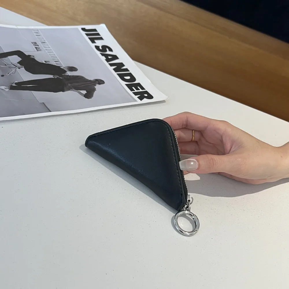 Cowhide Niche Personalized Triangular Key Bag Fashionable Short Mini Compact Storage Jewelry Bag Earphone Simple High Fashion