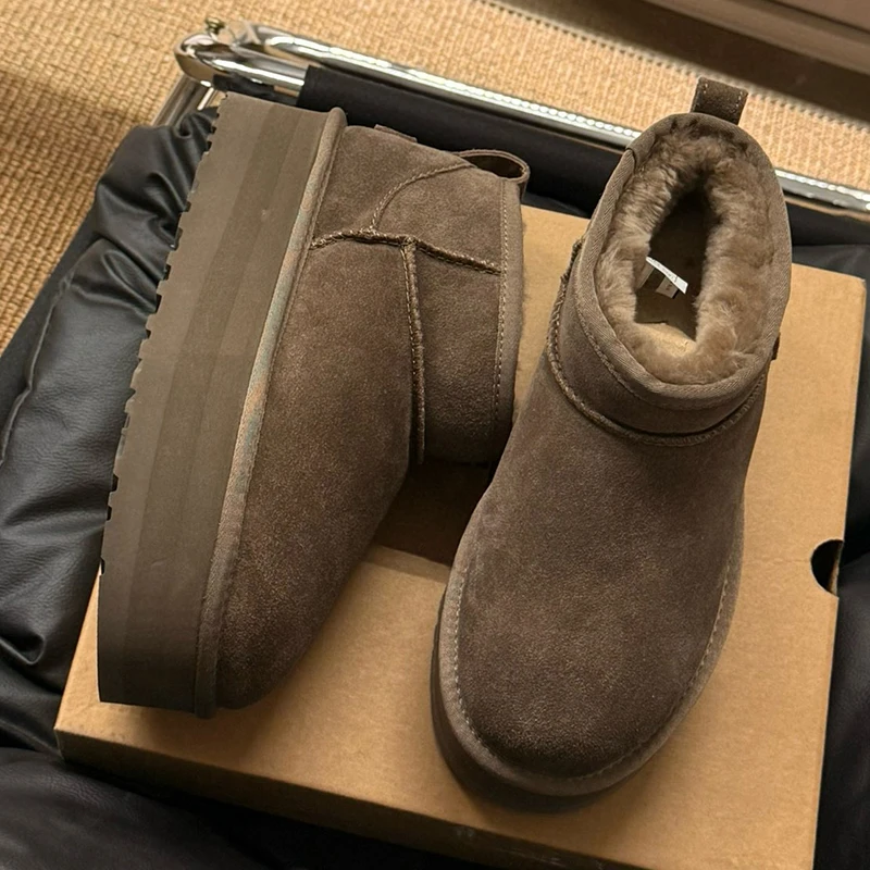 

Ultra mini platform 2025 winter fashion warm fur integrated thick sole raised leather wool women's snow boots