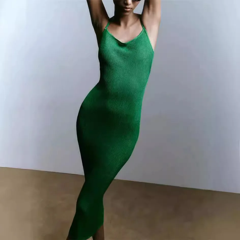 7014 الصيف هونغ كونغ نمط مثير المؤنث خارج الكتف عارية الذراعين تويست تصميم شق حزام تانك اللباس