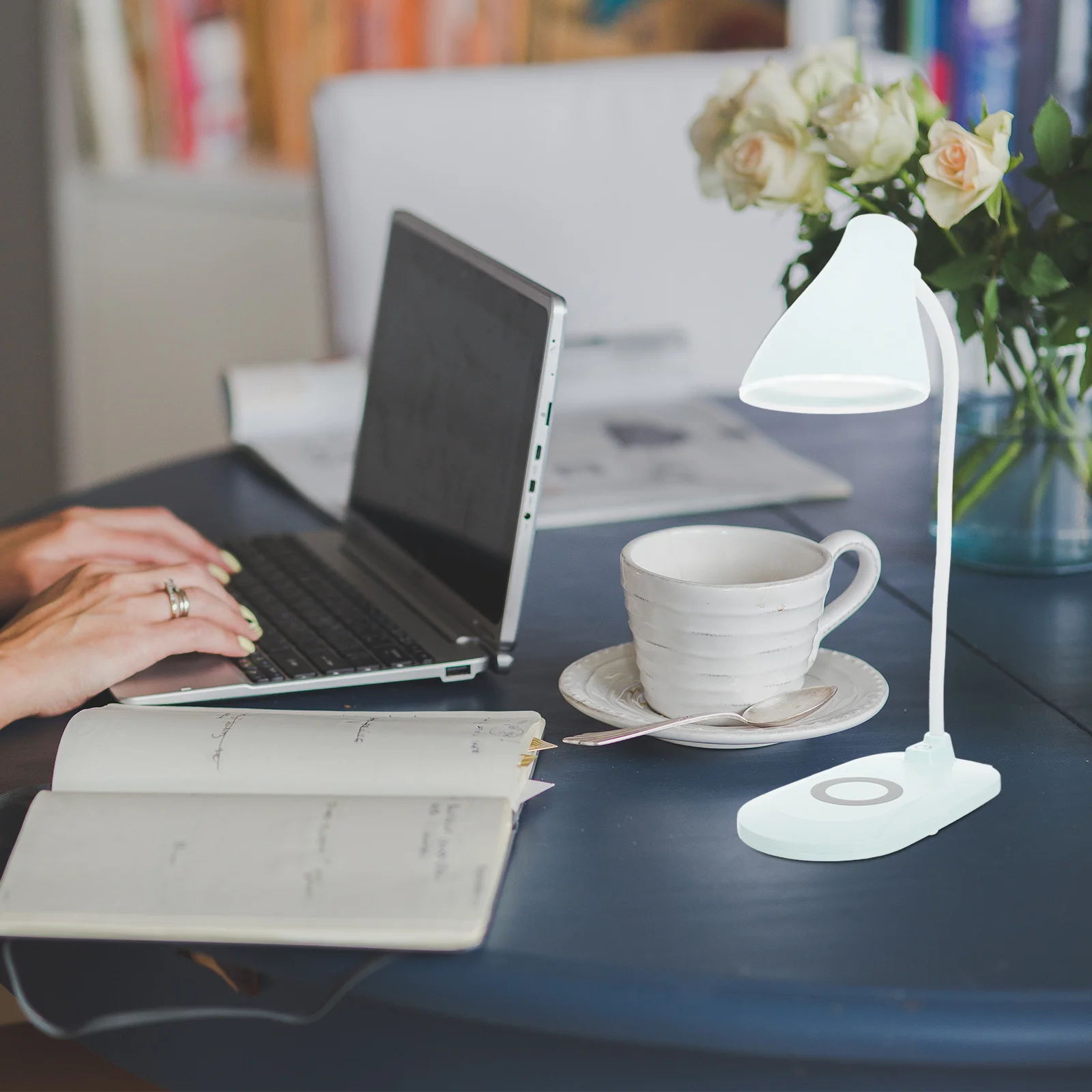

Wireless Charging Desk Lamp LED Night Light Student Plastic Bright Eye Protection USB Portable Adjustable Flexibility Small