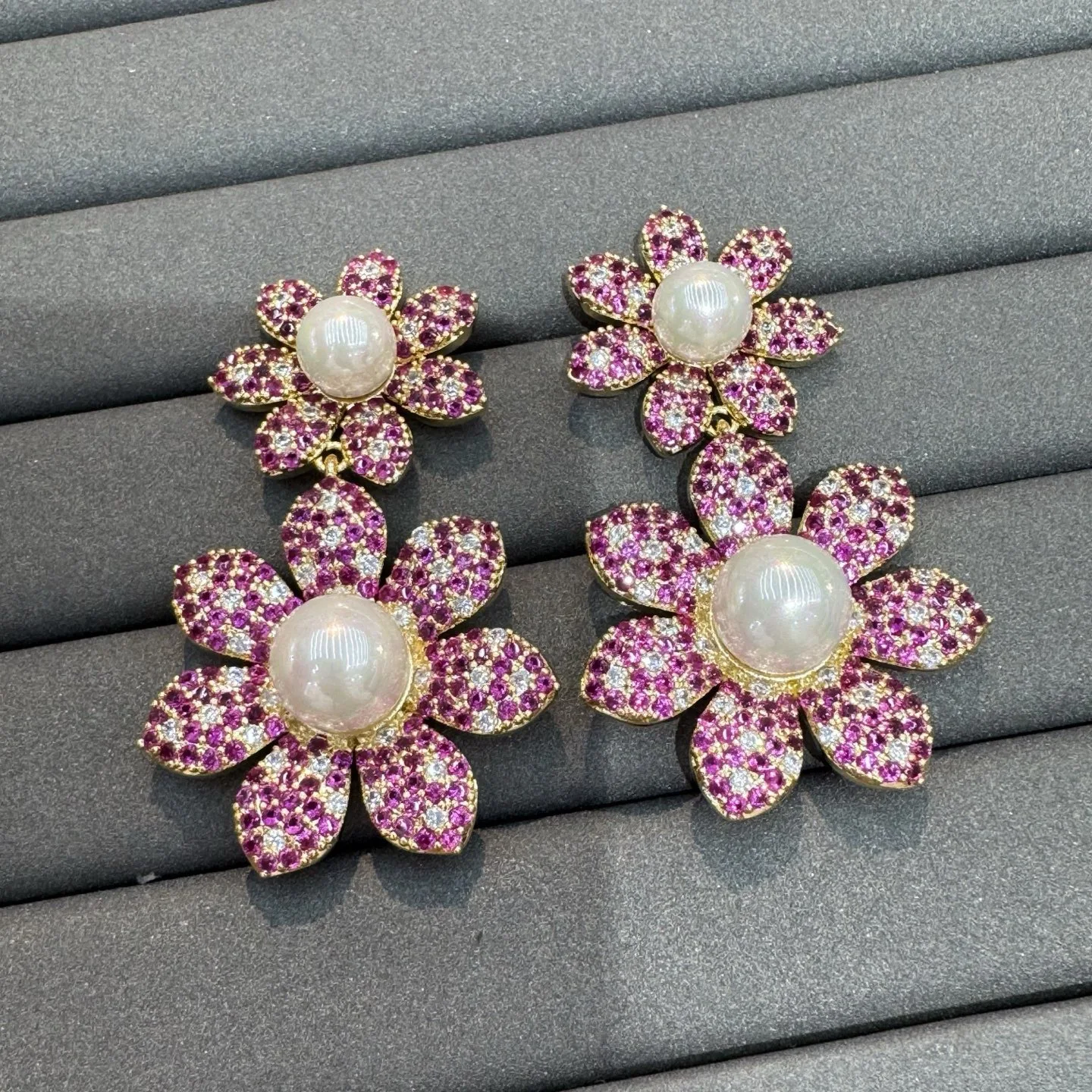 

fashion cubic zirconia earrings for women shiny sweet jewelry fushia silver gold color flower dangling earrings dinner party