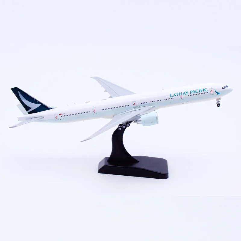 XX4984 Alloy Collectible Plane Gift JC Wings 1:400 Cathay Pacific Boeing B777-300ER Diecast Aircraft Jet Model B-KQT With Stand