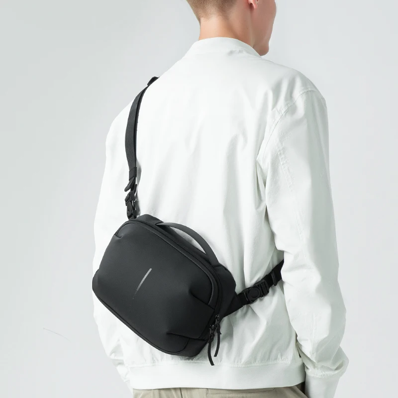 حقيبة مارك رايدن المقاومة للماء من جلد البولي يوريثان تناسب جهاز لوحي مقاس 10 بوصات للرجال والنساء أثناء السفر والاستخدام اليومي #2