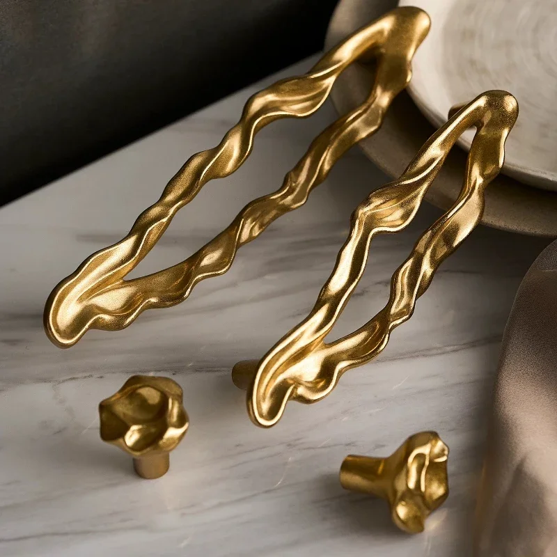 Textured Brass Drawer Knobs Gold Irregular Twisted Wave Kitchen Cabinet Handles Pulls /Wardrobe Cupboard Door Furniture Hardware