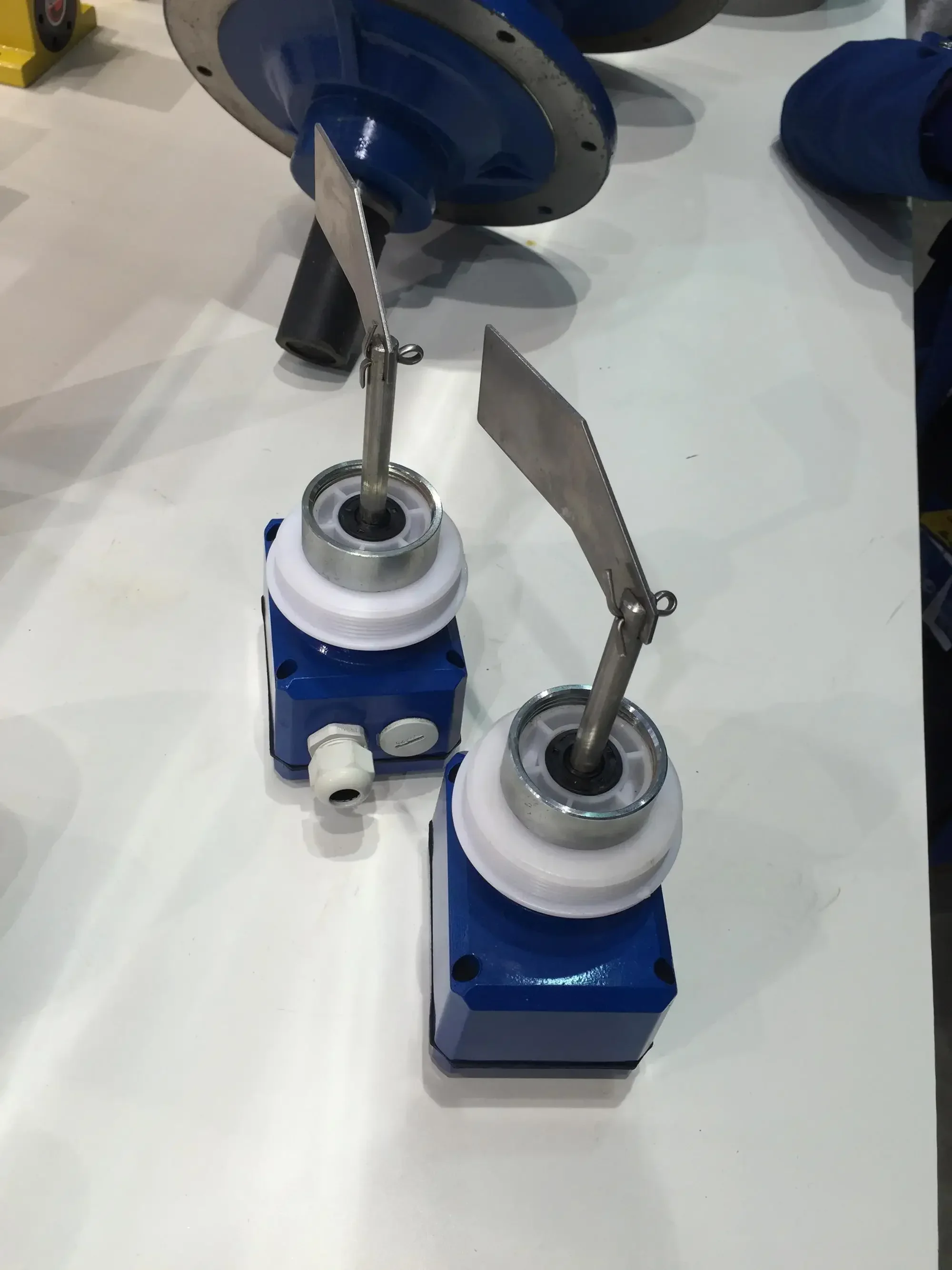 china supplier rotary paddle level switch board type level indicator level sensor price