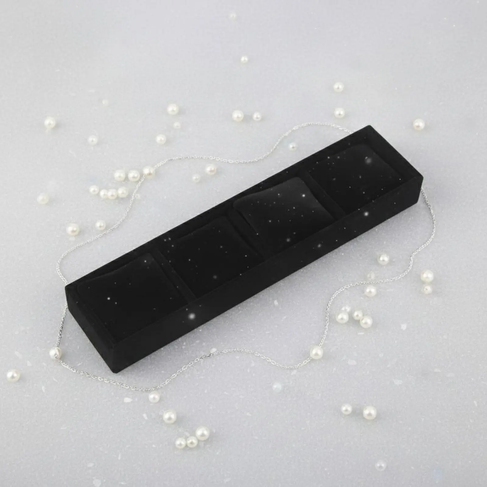 

Роскошный поднос для демонстрации ювелирных изделий с защитой от царапин, подушками и органайзером для хранения браслетов – отличный подарок для ящика комода