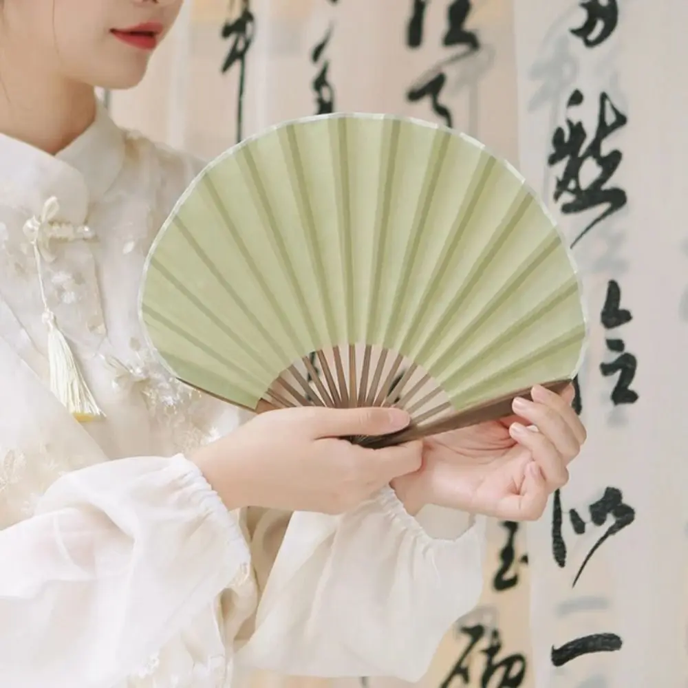 

Creative Retro Mini Shell Fan Cotton Linen Cloth Solid Color Folding Hand Fan Chinese Chinese Style Handheld Fan Party