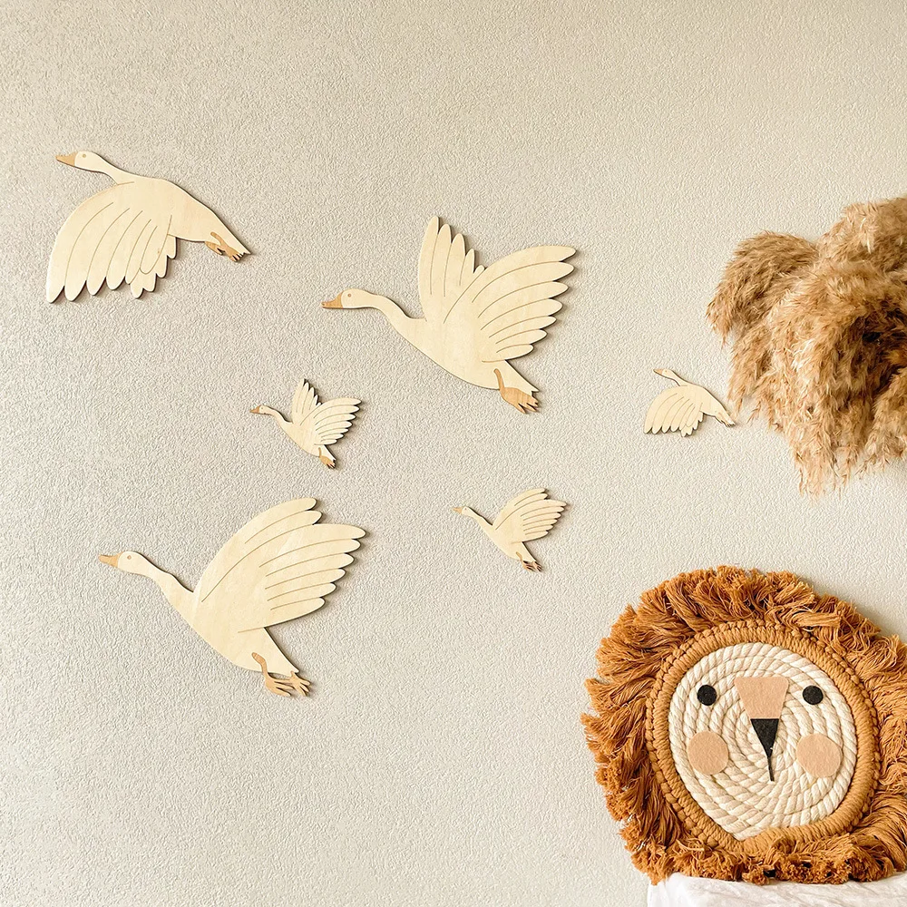 

Wooden Goose Wall Decoration Ins Nordic Set of 6 Flying Bird Wall Sticker Children Room Swan Decor Baby Photography Props