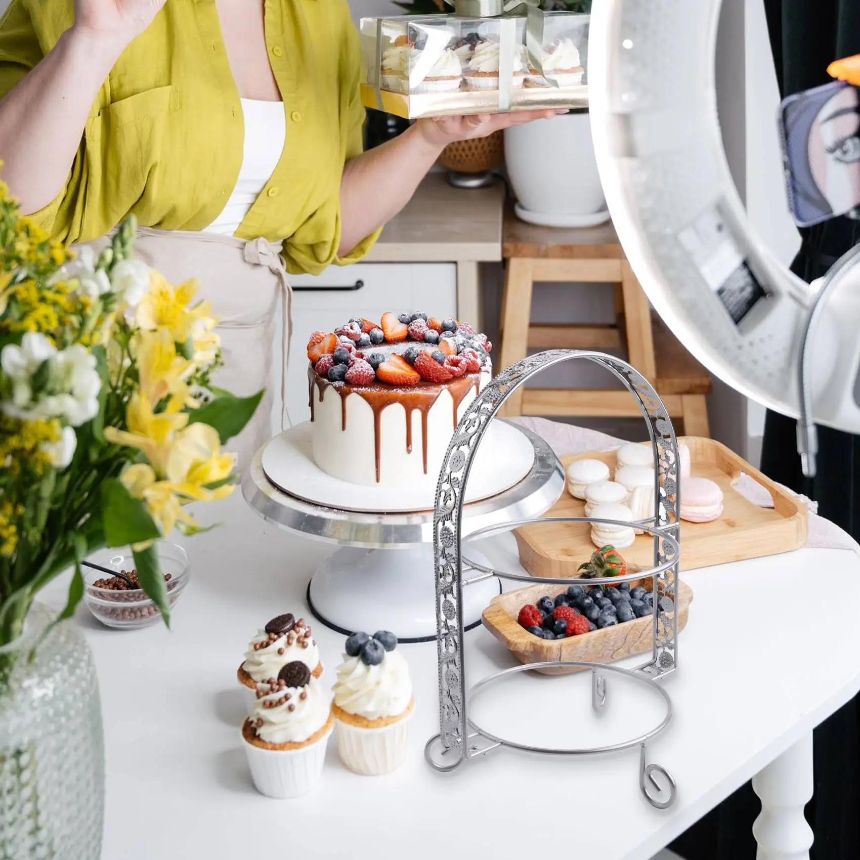 

Metal Cake Stand Double-Layer Arch-Shaped Golden Fruit Dessert Rack Wedding Birthday Party Decoration Cupcake Stand Silver