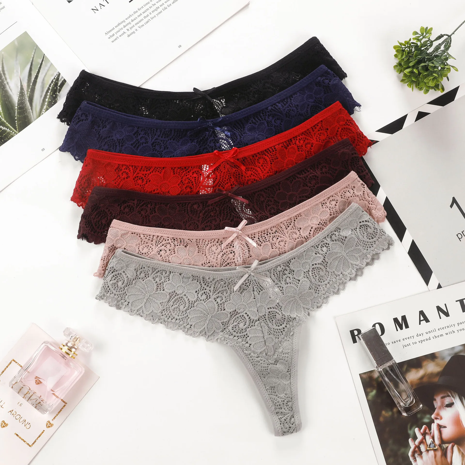 Lace Women Panties Sexy Underwear S-XL Low-Rise Solid Underwear Ladies Comfortable Underpants Girls Panty Intimate Woman Clothes