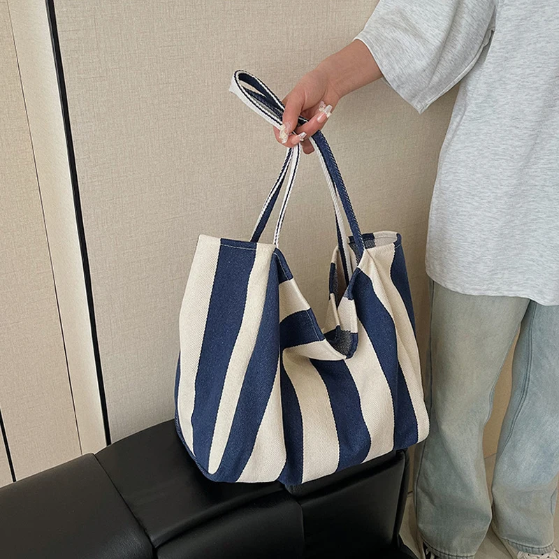 Sommerliche gestreifte Canvas-Tragetasche für Damen, lässig, große Kapazität, einfache Umhängetaschen, Einkaufshandtasche, tägliche Tragetasche – Detail 5