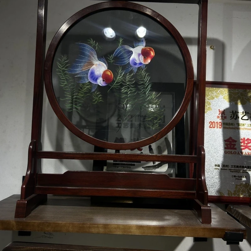 

Embroidery ornament Double-sided embroidery goldfish boutique pure handmade ornament decoration