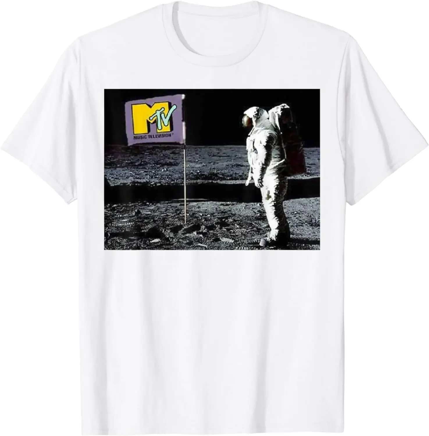 Vintage  Men Clothing  Streetwear  Ropa Hombre MTV Man on The Moon Logo Flag Graphic Short Sleeve T-Shirt  attack on titan